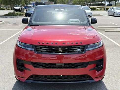 Used 2025 Land Rover Range Rover Sport Dynamic SE AWD/4WD image 8