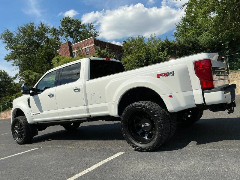 Used 2022 Ford F450 Platinum w/ FX4 Off-Road Package AWD/4WD image 9