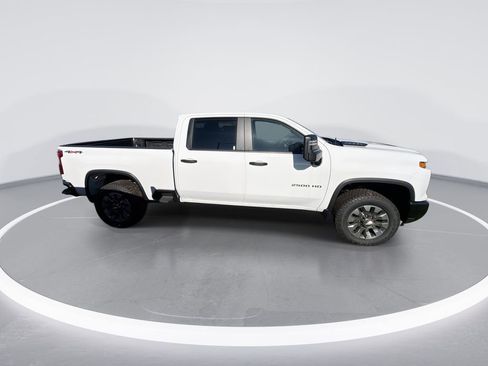 New 2026 Chevrolet Silverado 2500 Custom w/ Custom Convenience Package image 9