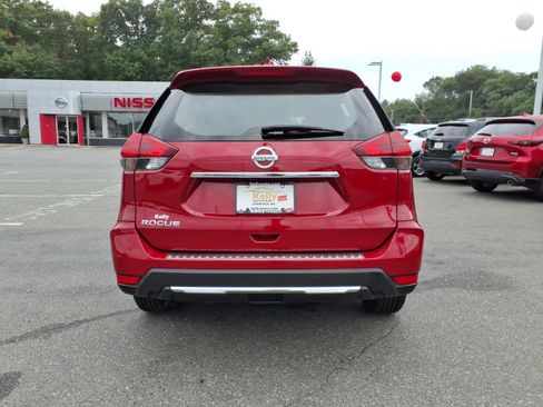 Used 2017 Nissan Rogue S FWD image 6