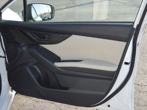 Used 2019 Subaru Impreza 2.0i Premium image 15