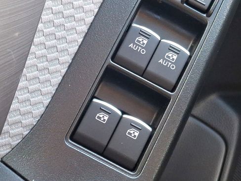 Used 2017 Subaru Forester 2.5i w/ Alloy Wheel Package image 23