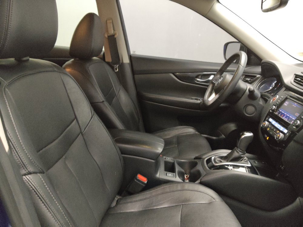 Used 2019 Nissan Rogue SL FWD image 21