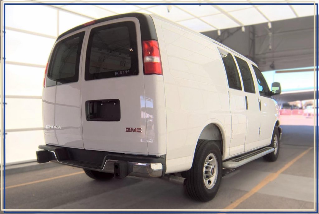 Used 2025 GMC Savana 2500 w/ Driver Convenience Package RWD image 6
