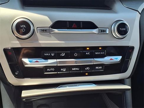 Certified 2024 Ford Explorer XLT w/ Equipment Group 202A image 17