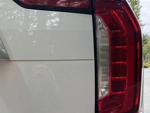 Used 2022 GMC Yukon XL Denali w/ Max Trailering Package image 10