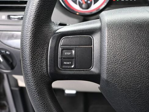 Used 2014 Dodge Grand Caravan SE w/ Quick Order Package 29E SE FWD image 25