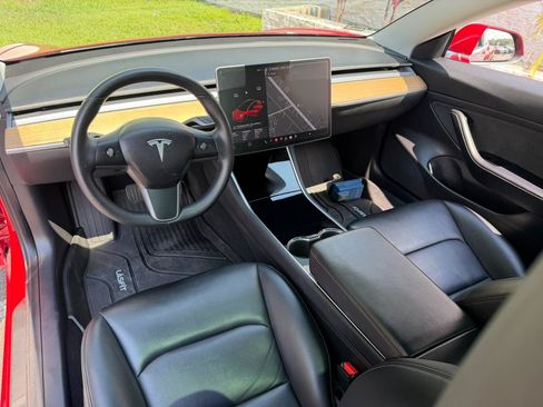 Used 2020 Tesla Model 3 Standard Range Plus RWD image 26