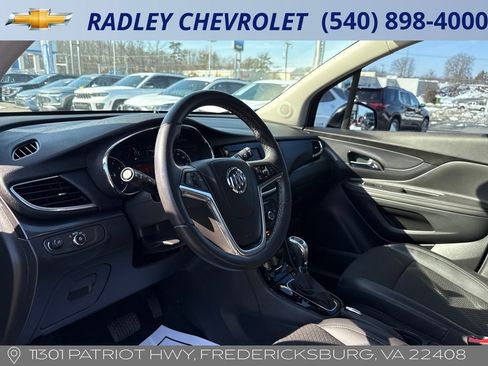 Certified 2022 Buick Encore Preferred w/ Safety Package image 4