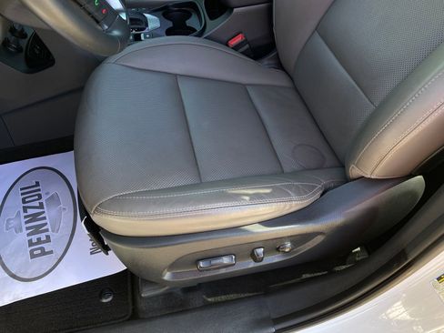 Used 2019 Hyundai Santa Fe XL image 11