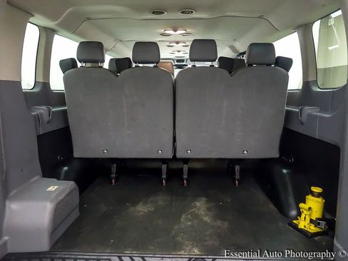 Used 2016 Ford Transit 350 XL image 20