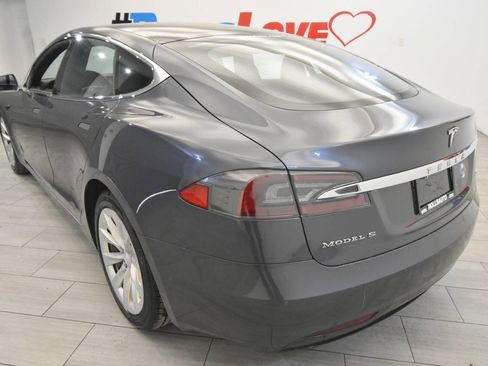 Used 2018 Tesla Model S 100D image 3