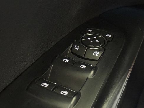 Used 2017 Lincoln MKX Reserve w/ Lincoln MKX Climate Package image 34