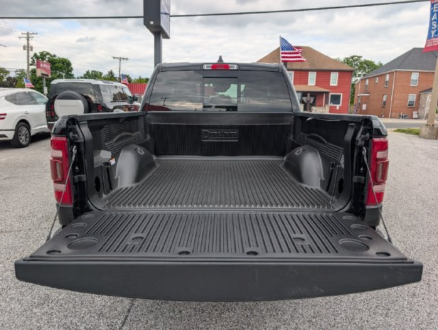 Used 2021 RAM 1500 Laramie AWD/4WD image 13