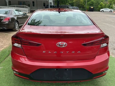 Used 2019 Hyundai Elantra Value Edition FWD image 6