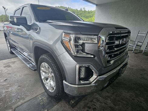 Used 2020 GMC Sierra 1500 SLT w/ SLT Premium Package AWD/4WD image 4