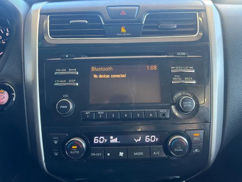 Used 2013 Nissan Altima 2.5 SV image 16