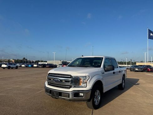 Used 2019 Ford F150 XLT RWD image 4