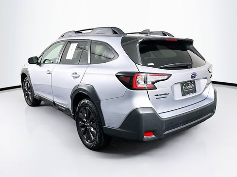 Used 2025 Subaru Outback Onyx Edition AWD/4WD image 5
