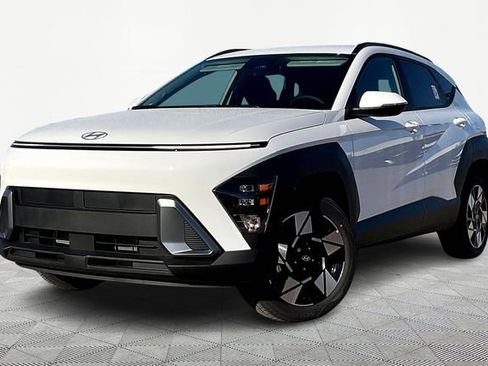 New 2025 Hyundai Kona SEL image 2