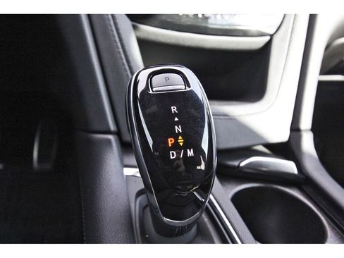 Certified 2024 Cadillac XT5 Sportv w/ Technology Package image 25