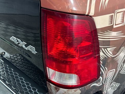 Used 2018 RAM 1500 ST w/ SXT Appearance Group image 31