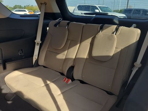 Used 2020 Ford Explorer XLT RWD image 14