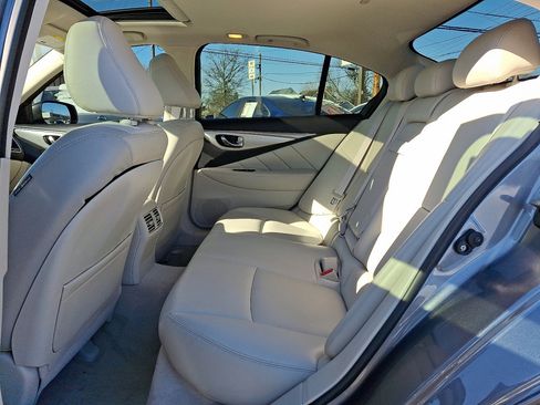 Used 2019 INFINITI Q50 Luxe w/ Essential Package (3.0T Luxe) image 19