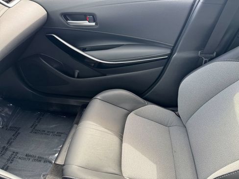 Certified 2025 Toyota Corolla XSE FWD image 33