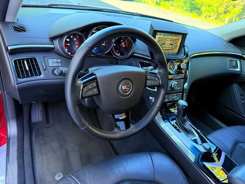 Used 2010 Cadillac CTS V RWD image 16