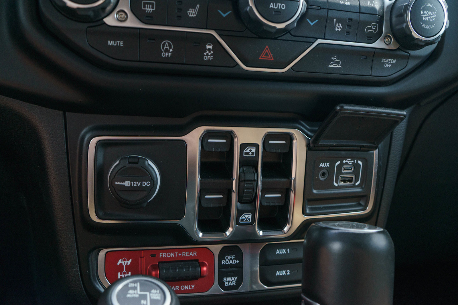 Used 2022 Jeep Gladiator Rubicon w/ LED Lighting Group AWD/4WD image 18
