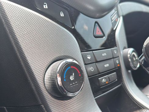 Used 2014 Chevrolet Cruze LTZ w/ RS Package FWD image 19