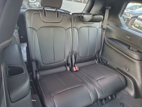 New 2025 Jeep Grand Cherokee L Limited w/ Luxury Tech Group II image 16