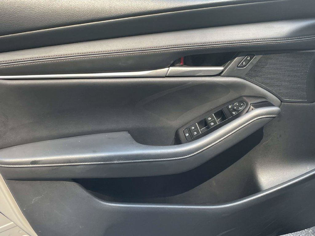 Used 2025 MAZDA MAZDA3 s FWD image 14