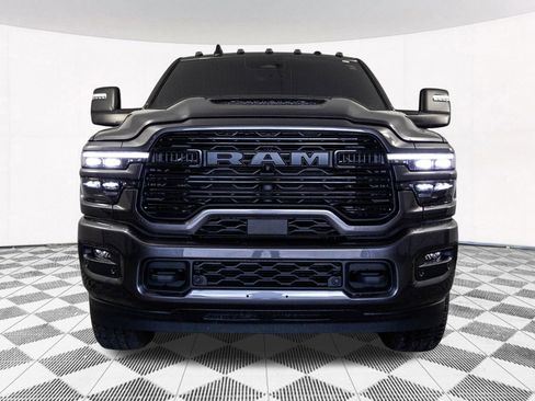 Used 2025 RAM 3500 Laramie AWD/4WD image 8