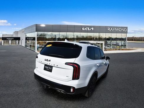 Used 2025 Kia Telluride SX Prestige X-Pro AWD/4WD image 3