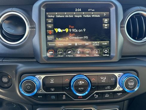 Used 2022 Jeep Wrangler Unlimited Sahara w/ Safety Group image 29