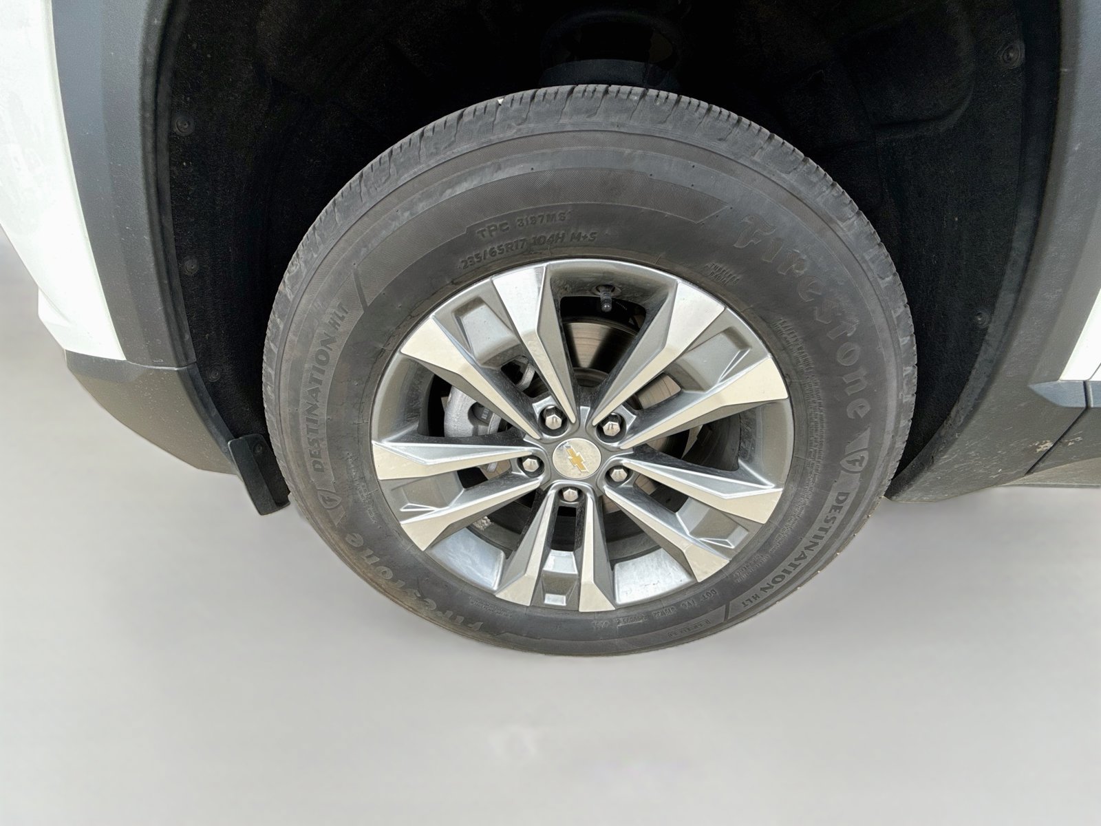 Used 2025 Chevrolet Equinox LT FWD image 9