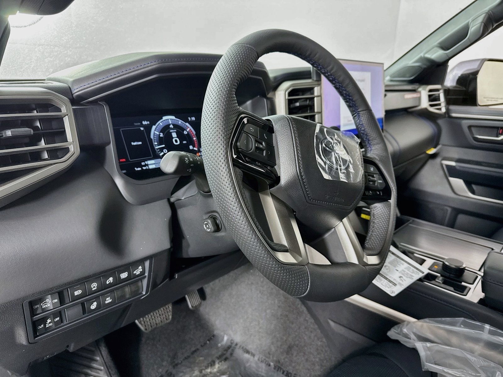 Certified 2026 Toyota Tundra Platinum AWD/4WD image 6
