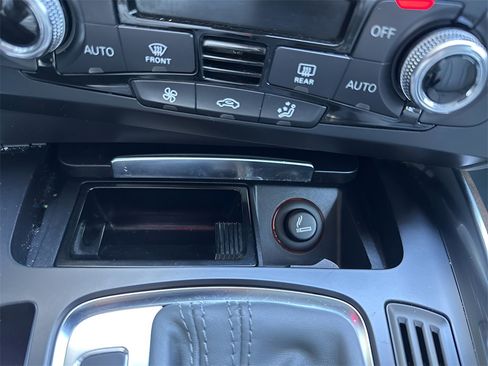 Used 2016 Audi Q5 2.0T Premium image 40