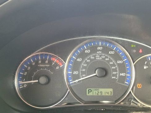 Used 2011 Subaru Forester 2.5X Premium w/ All-Weather Pkg AWD/4WD image 6
