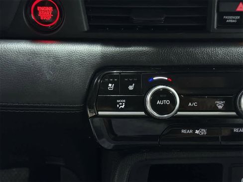 Used 2024 Honda Pilot Elite image 38