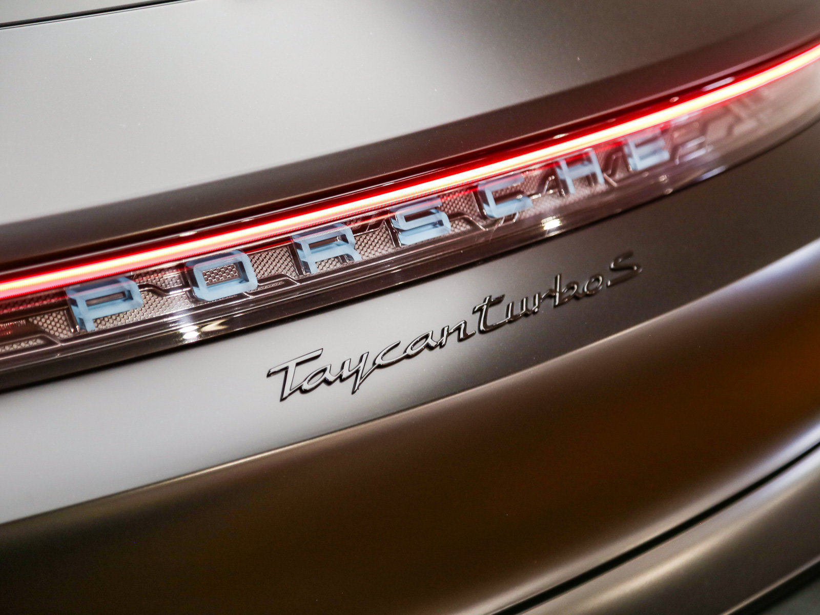 Certified 2024 Porsche Taycan Turbo S AWD/4WD image 16