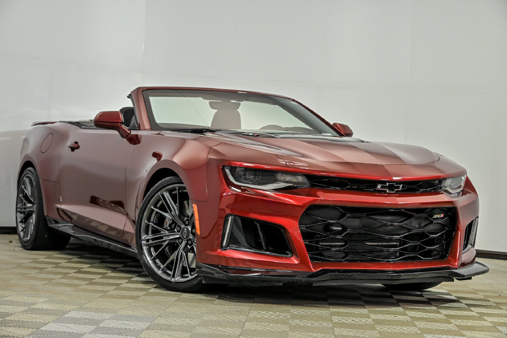 Used 2023 Chevrolet Camaro ZL1 RWD image 1