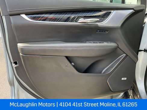 Certified 2024 Cadillac XT6 Premium Luxury w/ LPO, Floor Liner Package image 11
