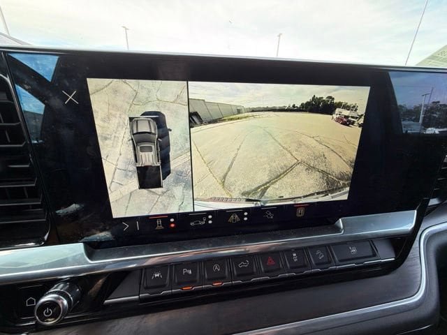 Used 2025 GMC Sierra 1500 SLT AWD/4WD image 17