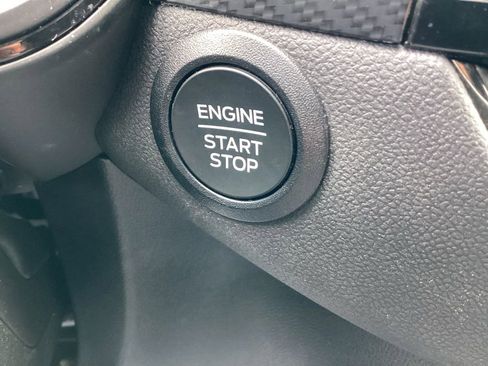 Used 2025 Ford Escape ST-Line image 24