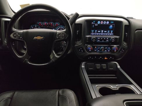 Used 2017 Chevrolet Silverado 1500 LTZ Z71 w/ LTZ Plus Package AWD/4WD image 22