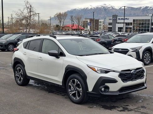 Used 2025 Subaru Crosstrek 2.0i Premium image 1