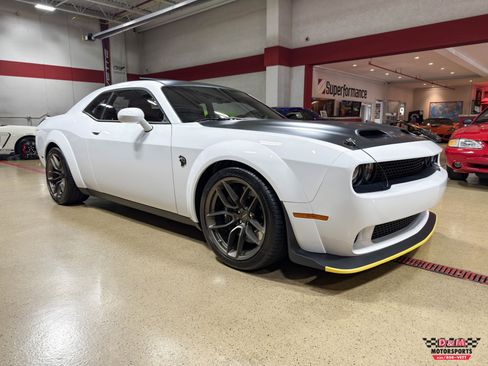 Used 2022 Dodge Challenger SRT Hellcat image 7